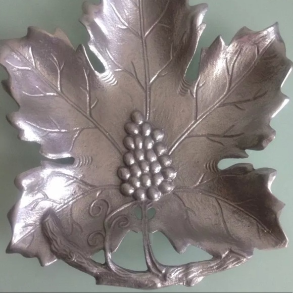 L 13.5x11" VINTAGE R.H. MACY & CO PEWTER OVEN SAFE; PRE-CHILL FOOD SERVING DISH - Picture 1 of 7